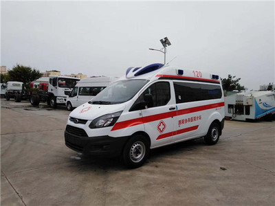 流動(dòng)醫(yī)療車與救護(hù)車的協(xié)同關(guān)系 解析應(yīng)急醫(yī)療車在現(xiàn)代醫(yī)療體系中的作用